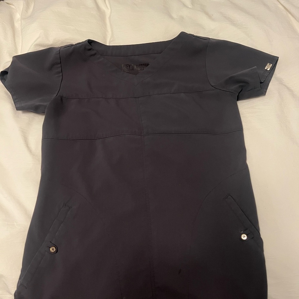 Grey's Anatomy Dark Gray Short Sleeve Top